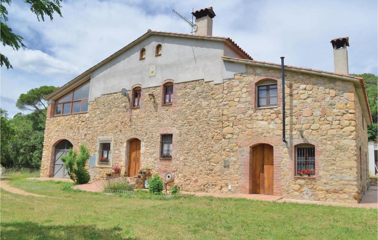 Awesome Home In Riells I Viabrea With Wifi Breda エクステリア 写真