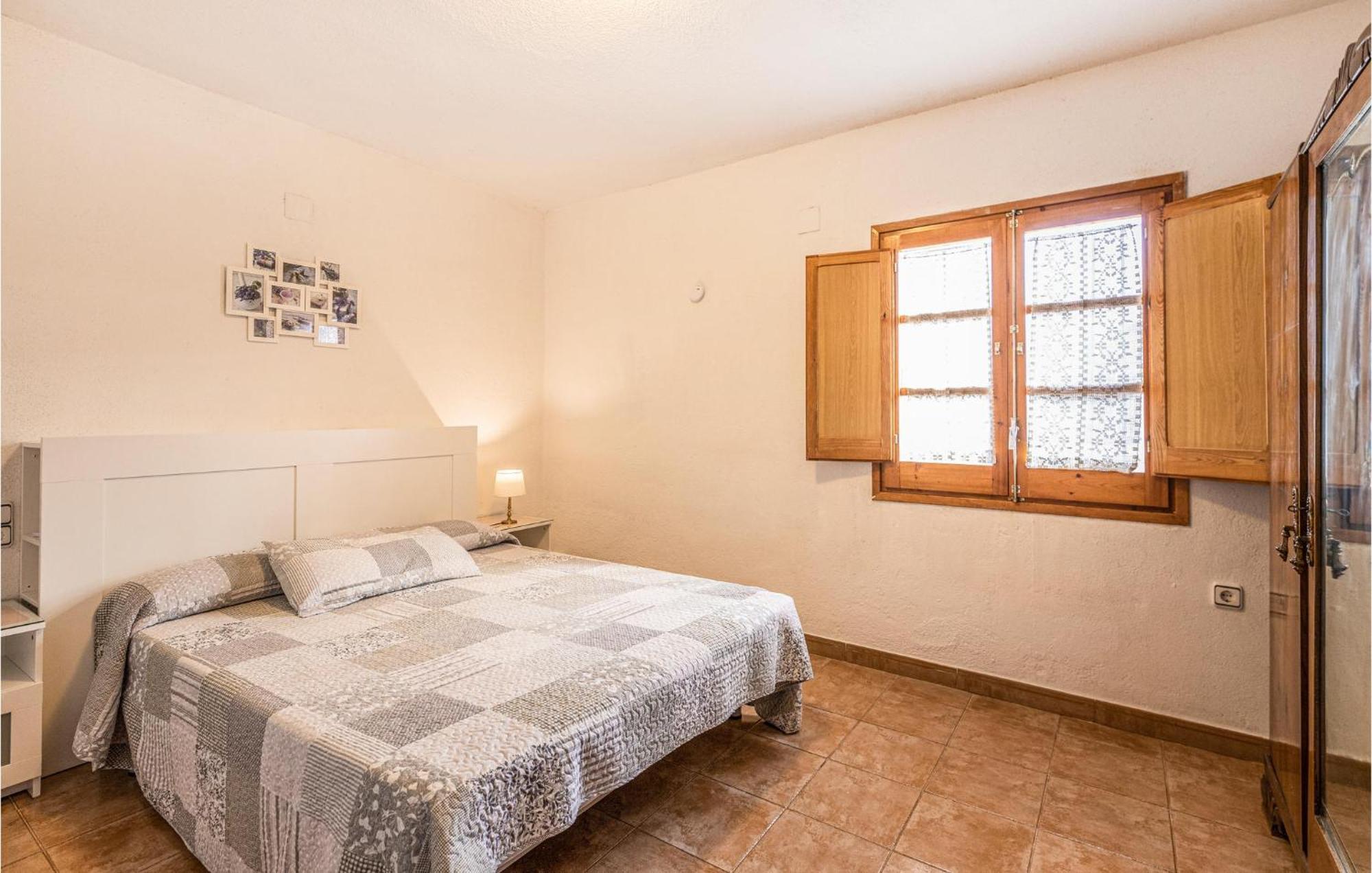 Awesome Home In Riells I Viabrea With Wifi Breda エクステリア 写真