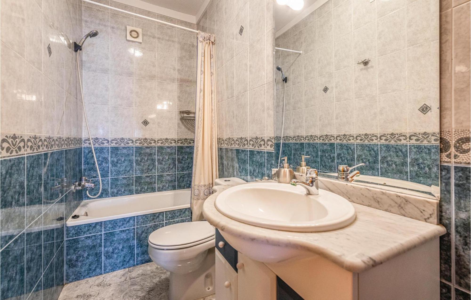 Awesome Home In Riells I Viabrea With Wifi Breda エクステリア 写真